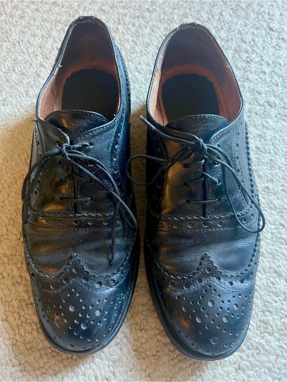 Steve Madden Women's Black Leather Wingtip Loafers